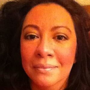 Meet your Posher, Adela